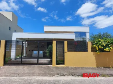 Casa com 3 Quartos para alugar, 114m² no Campeche, Florianópolis
