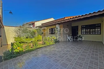 Casa com 2 Quartos à venda, 209m² no Jardim Peruibe, Peruíbe