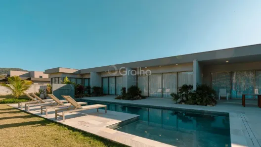 Casa com 3 Quartos à venda, 540m² no Ratones, Florianópolis