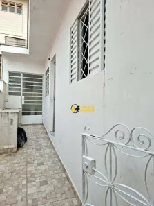 Casa com 1 Quarto para alugar, 55m² no Cidade São Francisco, São Paulo