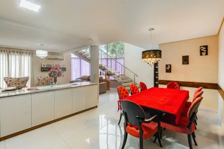 Casa com 4 Quartos à venda, 210m² no Estância Velha, Canoas