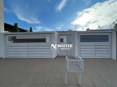 Casa com 3 Quartos à venda, 247m² no Jardim Maria Izabel, Marília