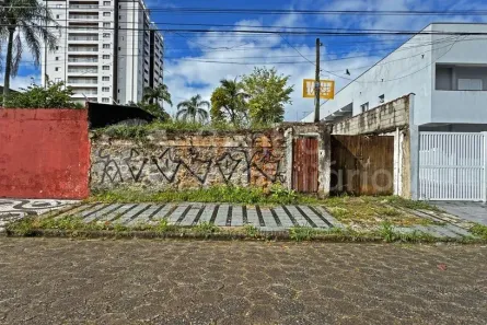 Lote/Terreno à venda, 573m² no Centro, Peruíbe