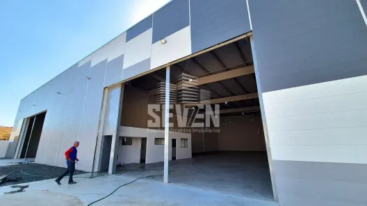Galpão/Depósito/Armazém à venda, 1320m² no Chácara das Flores, Bauru