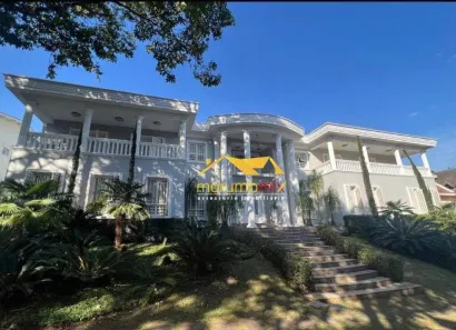 Casa com 5 Quartos para alugar, 1400m² no Jardim Leonor, São Paulo