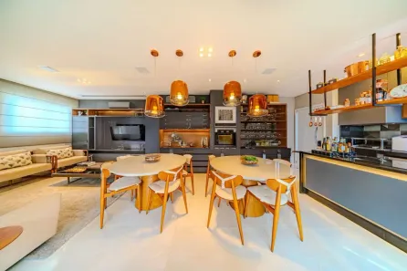 Apartamento com 3 Quartos à venda, 203m² no Vila Regente Feijó, São Paulo