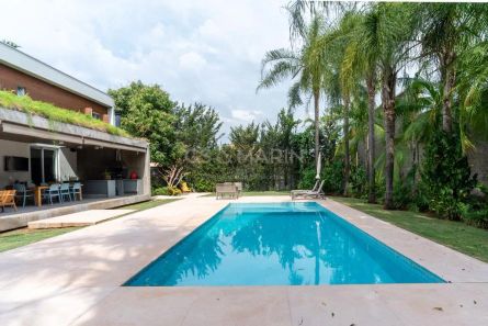 Casa de Condomínio com 4 Quartos à venda, 515m² no Jardim São Jorge, Londrina