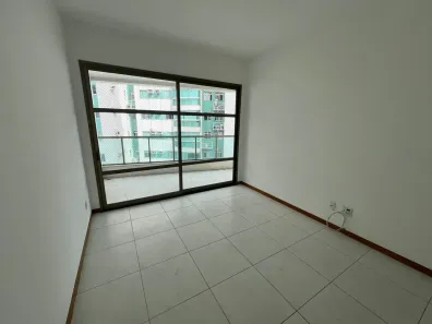 Apartamento com 3 Quartos para alugar, 100m² no Praia da Costa, Vila Velha