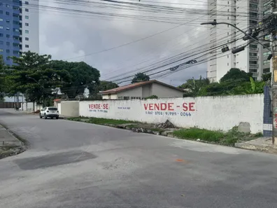 Lote/Terreno à venda, 940m² no Caxangá, Recife