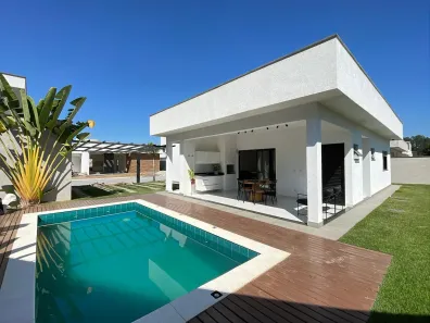 Casa de Condomínio com 3 Quartos à venda, 168m² no Fazenda Palao (Alpes de Guararema), Guararema