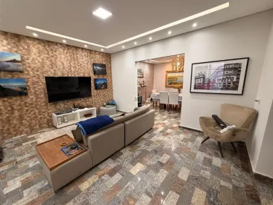 Casa com 3 Quartos para alugar, 280m² no Riacho das Pedras, Contagem