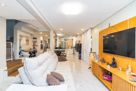 Sobrado com 3 Quartos à venda, 135m² no Cajuru, Curitiba