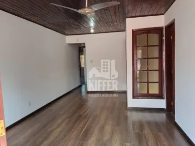 Casa com 5 Quartos à venda, 360m² no Itaipu, Niterói