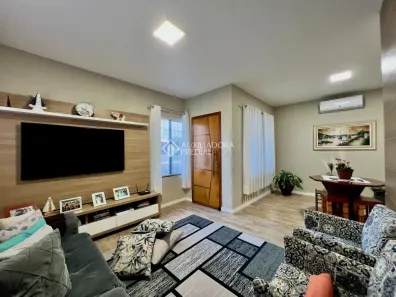 Casa com 3 Quartos à venda, 143m² no Balneário, Florianópolis