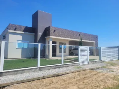 Casa com 2 Quartos à venda, 172m² no Arroio, Imbituba