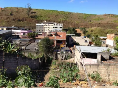 Lote/Terreno à venda, 270m² no Parque Independência, Juiz de Fora