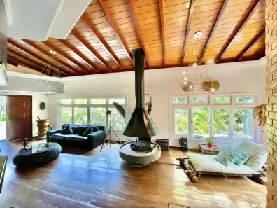Casa com 6 Quartos à venda, 628m² no Granja Viana, Cotia