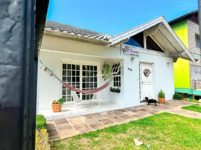 Casa com 3 Quartos à venda, 220m² no Piratini, Gramado