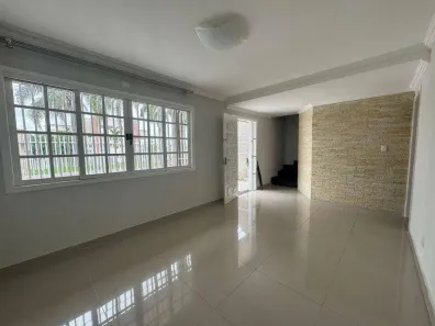 Sobrado com 4 Quartos à venda, 101m² no Capão Raso, Curitiba