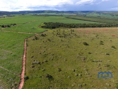 Fazenda/Sítio com 1 Quarto à venda, 968000m² no Área Rural de Uberlândia, Uberlândia