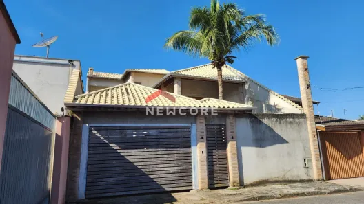 Sobrado com 3 Quartos à venda, 280m² no Jardim dos Sindicatos, Caraguatatuba