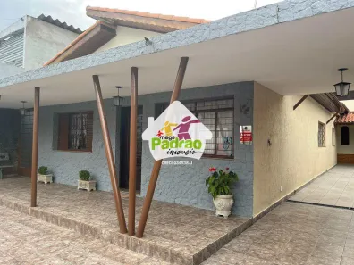 Casa com 3 Quartos para alugar, 260m² no Vila Galvão, Guarulhos