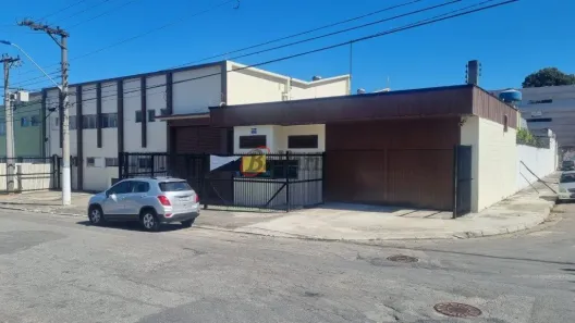 Galpão/Depósito/Armazém para venda ou aluguel, 1800m² no Canhema, Diadema