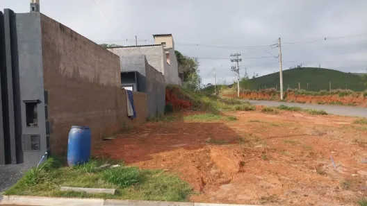Lote/Terreno à venda, 140m² no , Piracaia
