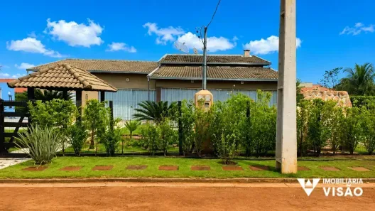 Fazenda/Sítio com 4 Quartos à venda, 100m² no Recreio dos Bandeirantes, Uberaba
