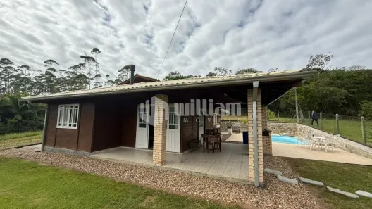 Fazenda/Sítio com 3 Quartos à venda, 100m² no Barracão, Gaspar