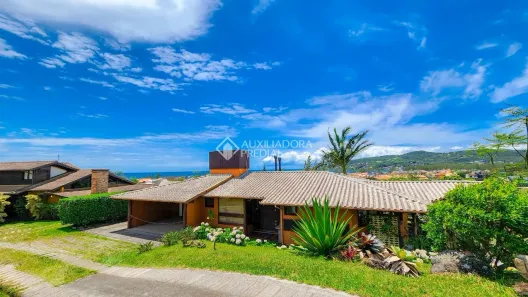 Casa com 5 Quartos à venda, 225m² no Morrinhos, Garopaba