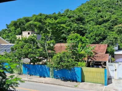 Casa com 4 Quartos à venda, 290m² no Rio Tavares, Florianópolis