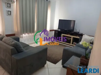 Imóvel Comercial com 3 Quartos à venda, 180m² no Vila Morse, São Paulo