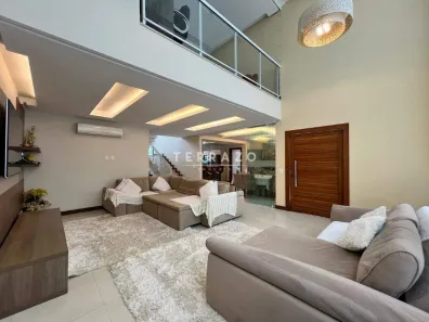 Casa de Condomínio com 4 Quartos à venda, 344m² no Pimenteiras, Teresópolis