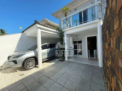 Casa com 4 Quartos à venda, 202m² no Piratininga, Niterói