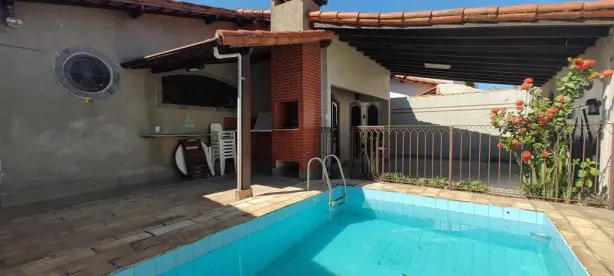 Casa com 3 Quartos à venda, 200m² no Jardim Veneza, Volta Redonda