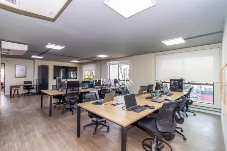 Sala Comercial para venda ou aluguel, 170m² no Centro Cívico, Curitiba