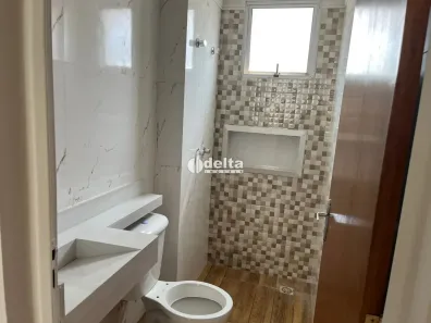Apartamento com 2 Quartos à venda, 47m² no Laranjeiras, Uberlândia
