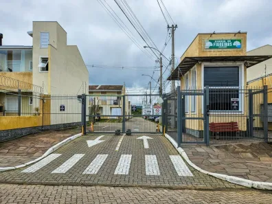 Casa com 2 Quartos à venda, 50m² no Restinga, Porto Alegre