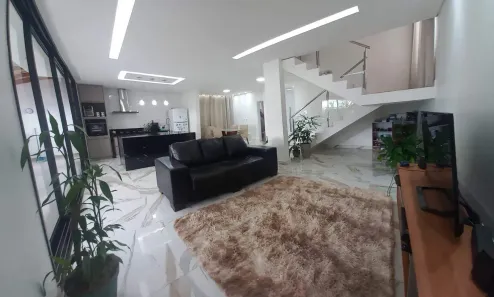 Casa com 3 Quartos à venda, 248m² no Jardim Inconfidência, Uberlândia