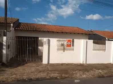 Casa com 2 Quartos à venda, 50m² no Jardim Santo Antônio, Arapongas