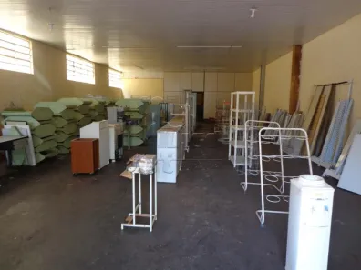 Galpão/Depósito/Armazém à venda, 333m² no Independência, Ribeirão Preto