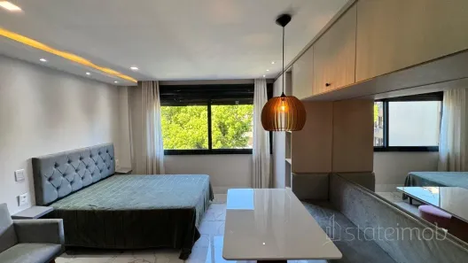 Apartamento com 1 Quarto para venda ou aluguel, 27m² no Mont Serrat, Porto Alegre