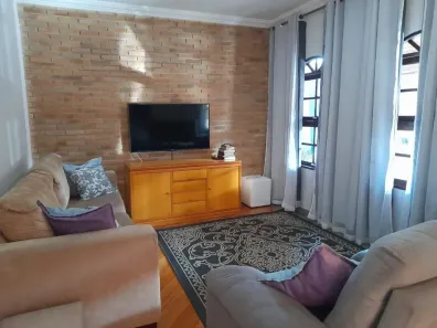 Sobrado com 4 Quartos à venda, 252m² no Cidade Morumbi, São José dos Campos