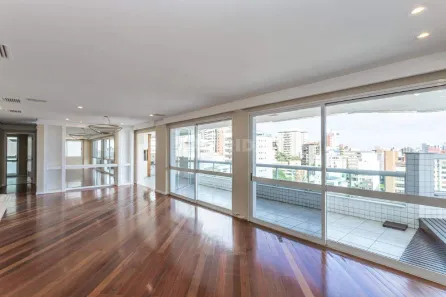 Apartamento com 3 Quartos para alugar, 230m² no Rio Branco, Porto Alegre