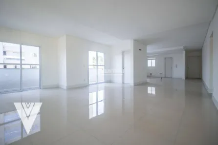 Apartamento com 3 Quartos à venda, 222m² no Vila Nova, Blumenau