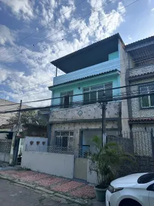 Casa de Condomínio com 3 Quartos para alugar, 90m² no Tanque, Rio de Janeiro