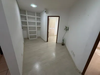 Sala Comercial à venda, 34m² no América, Joinville