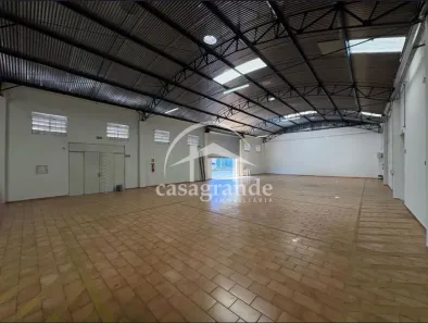 Galpão/Depósito/Armazém para alugar, 1220m² no Marta Helena, Uberlândia