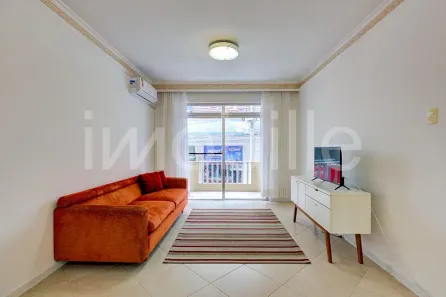 Apartamento com 3 Quartos para alugar, 80m² no Centro, Balneário Camboriú